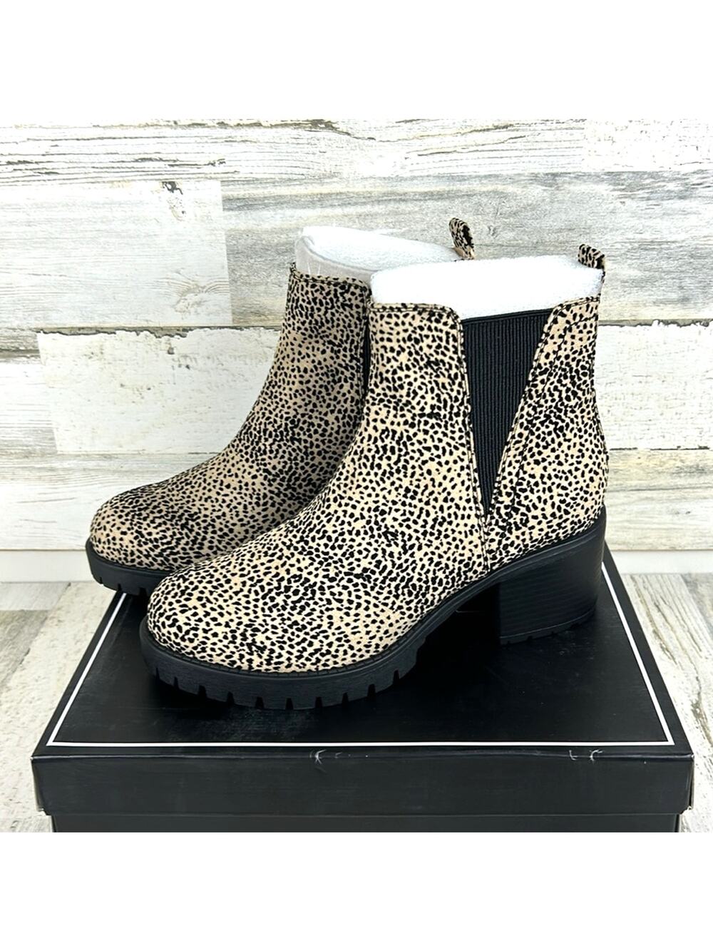 MIA Laren Womens 8.5 Leopard Print Faux Leather Ankle Boots Block Heel NEW